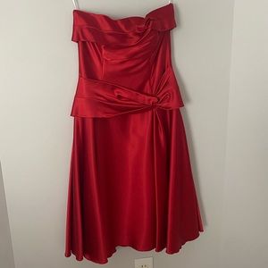 Red midi dress - Size 6